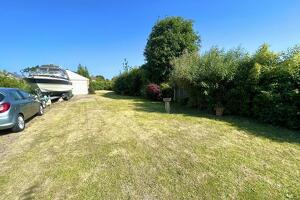 Picture #25 of Property #1695168531 in Lulworth Crescent, Hamworthy, Poole BH15 4DL