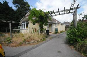 Picture #15 of Property #1695922731 in Constitution Hill Road, Lower Parkstone, Poole BH14 0QB