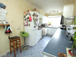 Picture #2 of Property #1698734241 in Churchfield Road, Poole Park , Poole BH15 2QW