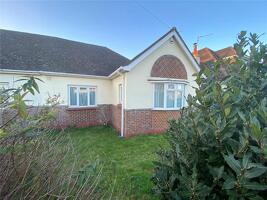 Picture #0 of Property #1706572641 in Weymans Avenue, Kinson, Bournemouth BH10 7JR