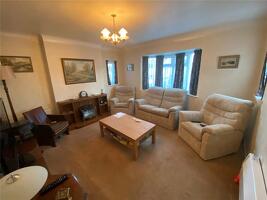 Picture #5 of Property #1706572641 in Weymans Avenue, Kinson, Bournemouth BH10 7JR