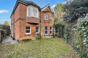 Picture #10 of Property #1709861541 in Hmo, 34 Wimborne Road, Bournemouth BH3 7AD