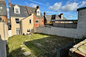 Picture #6 of Property #171484768 in Queens Road, Swanage BH19 2EU
