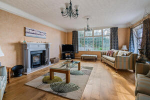 Picture #7 of Property #1719524541 in Sandbanks Road, Evening Hill, Poole BH14 8HZ