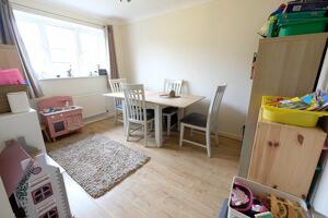 Picture #7 of Property #1720022541 in Frome Close SO40 4SL