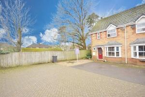 Picture #0 of Property #1720902441 in Edwina Drive, Broadstone BH17 7JG