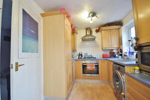 Picture #5 of Property #1720902441 in Edwina Drive, Broadstone BH17 7JG