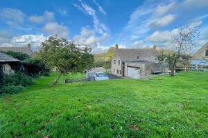 Picture #1 of Property #1723441641 in Coombe Hill, Langton Matravers BH19 3DW