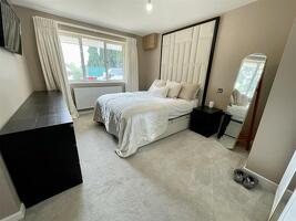 Picture #12 of Property #1724362641 in Lake Road, Verwood BH31 6BX