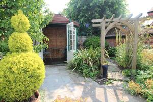 Picture #14 of Property #1724602731 in Stanpit, Christchurch BH23 3LX