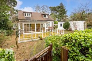 Picture #0 of Property #1724994441 in St. Leonards, Ringwood BH24 2NU