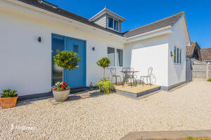 Picture #13 of Property #1725502341 in Branders Lane, Wick, Southbourne, Bournemouth BH6 4LL