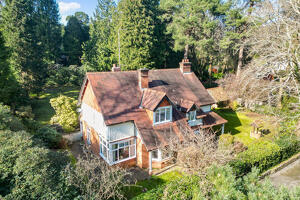 Picture #16 of Property #1727018541 in Western Road, Branksome Park, Poole BH13 7BQ