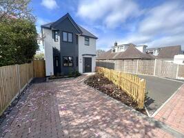 Picture #11 of Property #1728145641 in Foxholes Road, Oakdale , Poole BH15 3NE
