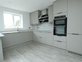 Picture #13 of Property #1728145641 in Foxholes Road, Oakdale , Poole BH15 3NE
