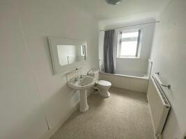 Picture #7 of Property #1730125641 in Columbia Road, Bournemouth BH10 4EQ