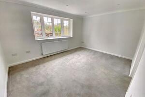 Picture #10 of Property #1730755641 in St Leonards BH24 2QX