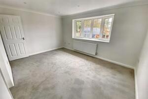 Picture #11 of Property #1730755641 in St Leonards BH24 2QX