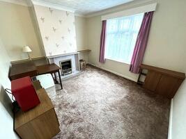 Picture #1 of Property #1732266441 in Shaftesbury Road, Heckford Park BH15 2LT