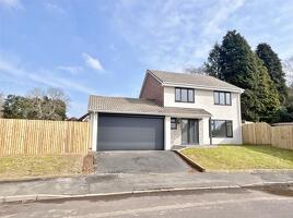 Picture #0 of Property #1734266541 in Oaklands Close, Verwood BH31 6NZ