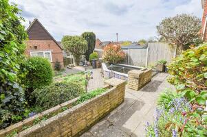 Picture #12 of Property #173637868 in Parkwood Road, Wimborne BH21 1LG