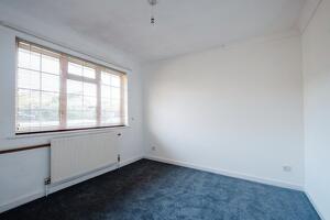 Picture #8 of Property #1742732031 in Leigh Park, Lymington SO41 9JZ