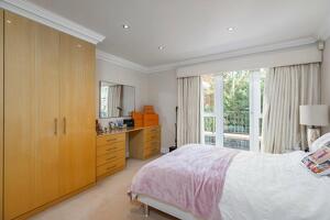 Picture #17 of Property #1743615141 in Canford Cliffs Road, Canford Cliffs, Poole BH13 7AQ