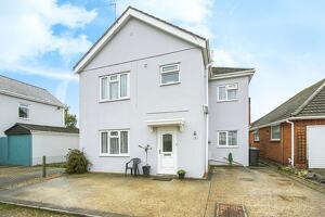 Picture #14 of Property #1744824141 in Edward Road, ENSBURY PARK, Bournemouth BH11 8SX
