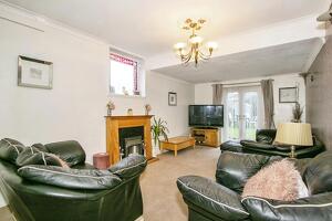 Picture #4 of Property #1744824141 in Edward Road, ENSBURY PARK, Bournemouth BH11 8SX