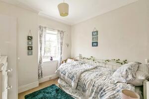 Picture #9 of Property #1744824141 in Edward Road, ENSBURY PARK, Bournemouth BH11 8SX