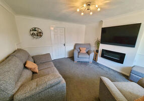 Picture #6 of Property #1746065541 in Dorland Gardens, West Totton SO40 8WR