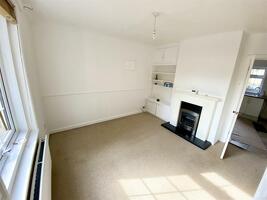 Picture #2 of Property #1748104641 in Beresford Road, Poole BH12 2JP