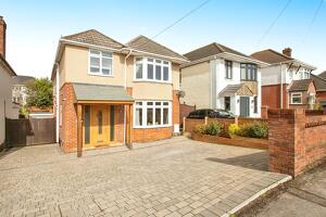 Picture #0 of Property #1749604641 in Dorchester Road, Oakdale, Poole BH15 3QZ
