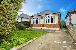 Picture #0 of Property #1750549431 in Exton Road, Bournemouth BH6 5QG