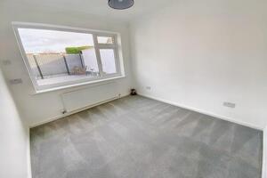 Picture #8 of Property #1752320241 in Christchurch BH23 3QQ
