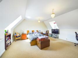 Picture #9 of Property #1752934641 in Haven Close, Christchurch BH23 3RH