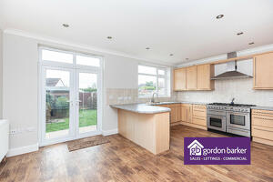 Picture #1 of Property #1754244231 in Muscliffe Lane, Bournemouth BH9 3NL