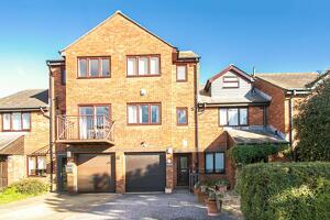 Picture #7 of Property #1757456241 in Waldren Close, Baiter Park, Poole BH15 1XR