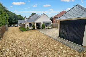 Picture #15 of Property #1759111041 in Sturminster Marshall BH21 4AD