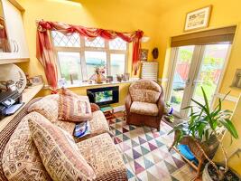 Picture #9 of Property #1759318641 in Dowlands Road, Bournemouth BH10 5LG
