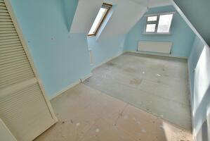 Picture #17 of Property #1759683231 in High Trees Walk, Ferndown BH22 9SF