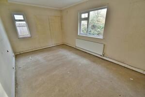 Picture #7 of Property #1759683231 in High Trees Walk, Ferndown BH22 9SF