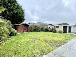 Picture #17 of Property #1760975541 in Seaway Avenue, Friars Cliff, Christchurch BH23 4EX