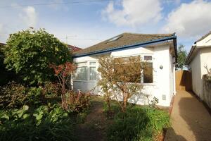 Picture #0 of Property #1764024141 in Walliscott Road, WALLISDOWN, Bournemouth BH11 8RR