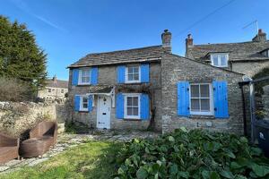 Picture #0 of Property #1766033541 in Bell Street, Swanage BH19 2RY