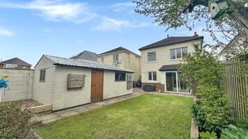 Picture #17 of Property #1769425641 in Southill Road, Moordown, Bournemouth BH9 1RL