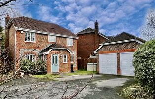 Picture #0 of Property #1771469541 in Starlight Farm Close, Verwood BH31 7BS