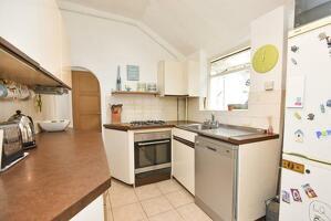 Picture #6 of Property #1775625141 in Station Road, Wimborne BH21 1RG