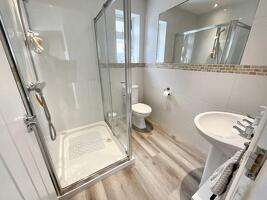 Picture #9 of Property #1775733741 in Christchurch BH23 2NF