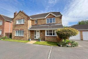 Picture #0 of Property #1777385541 in Verwood BH31 7PR